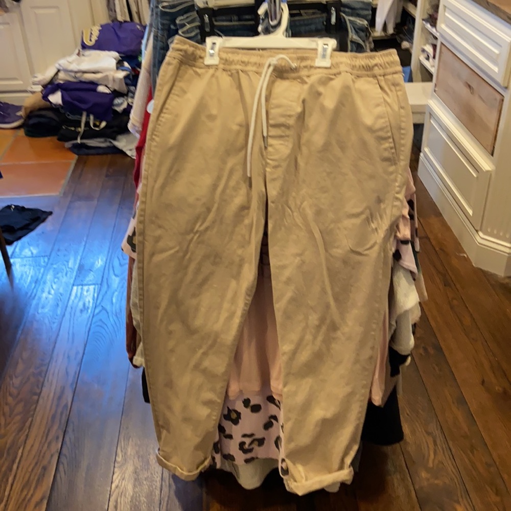 Forever 21 Men’s khaki pants size XL
